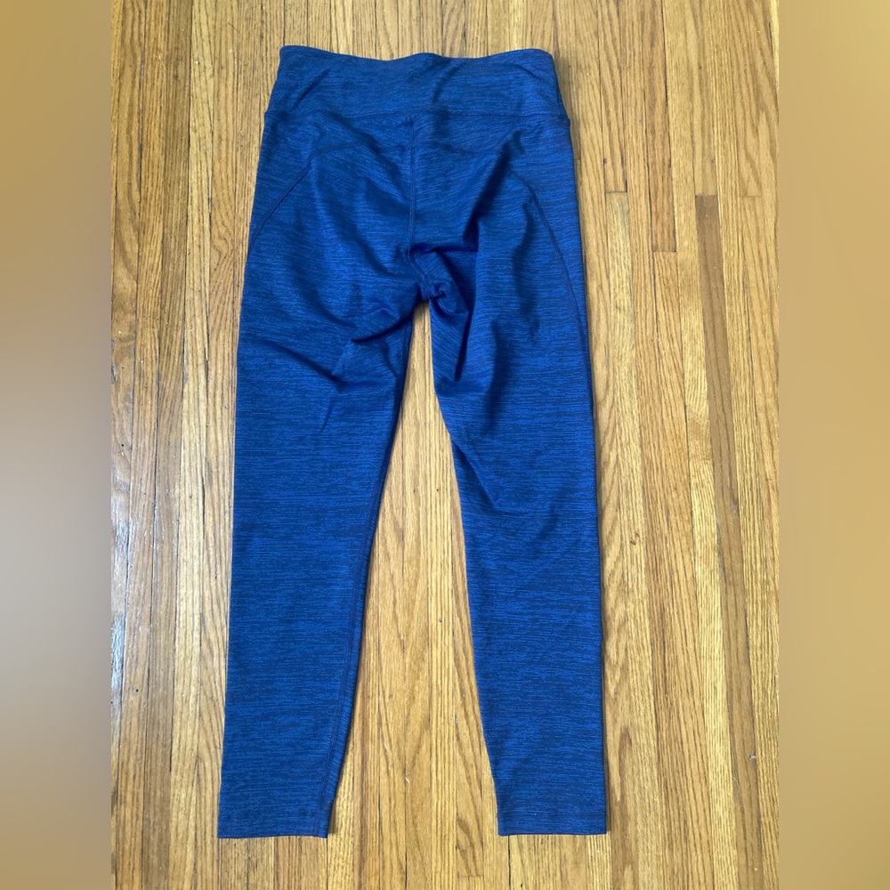Outdoor Voices Work Out Pants 24 inch inseam. Navy Womens Size Medium